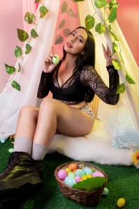 MeganStormsPublic Bild 3