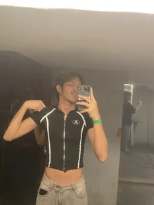 love me de addicted_to_alex  2 Imagens