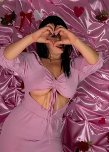 star_hanks 🍓 Sweet, flirty and ready to make you fall in love Immagine 