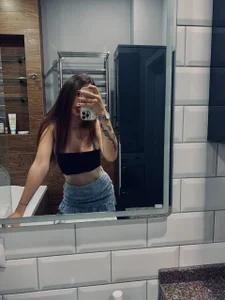 Public od valkyrie_hot  2 snímek