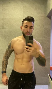 MightyAaron66 kullanıcısının More of me albümü -  fotoğraf