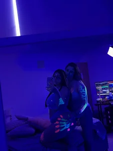 Emma_and_Tara Public Bilde 3