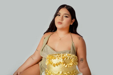 AlisonRose_ HAPPY BIRTHDAY TO ME Immagine  3