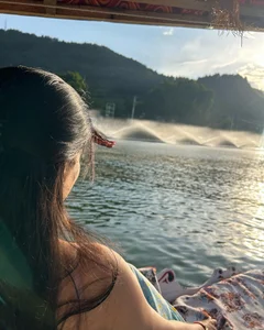 Anamika_Kapoor Public Pic 5