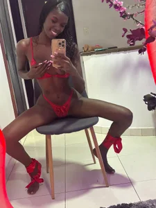 bonieklent "I'm already online and ready to heat up this conversation. Do you dare?" Pic 4