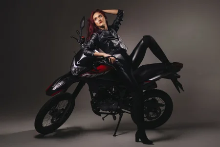 daphne_courtis Public Pic