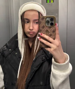 EdithaByfield Public Pic 4