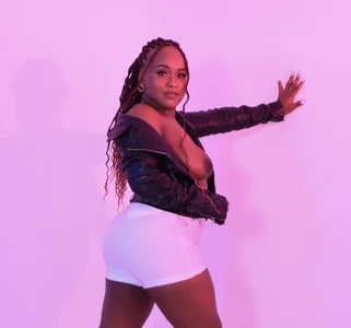 EmilyyStuart: JUST ME ( фото)