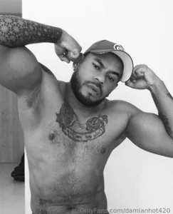 Damian64420 Me Poză