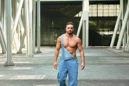 aron-bulgarelli Public Pic 3