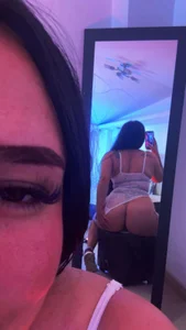 MedussaThomson 💦 Pic