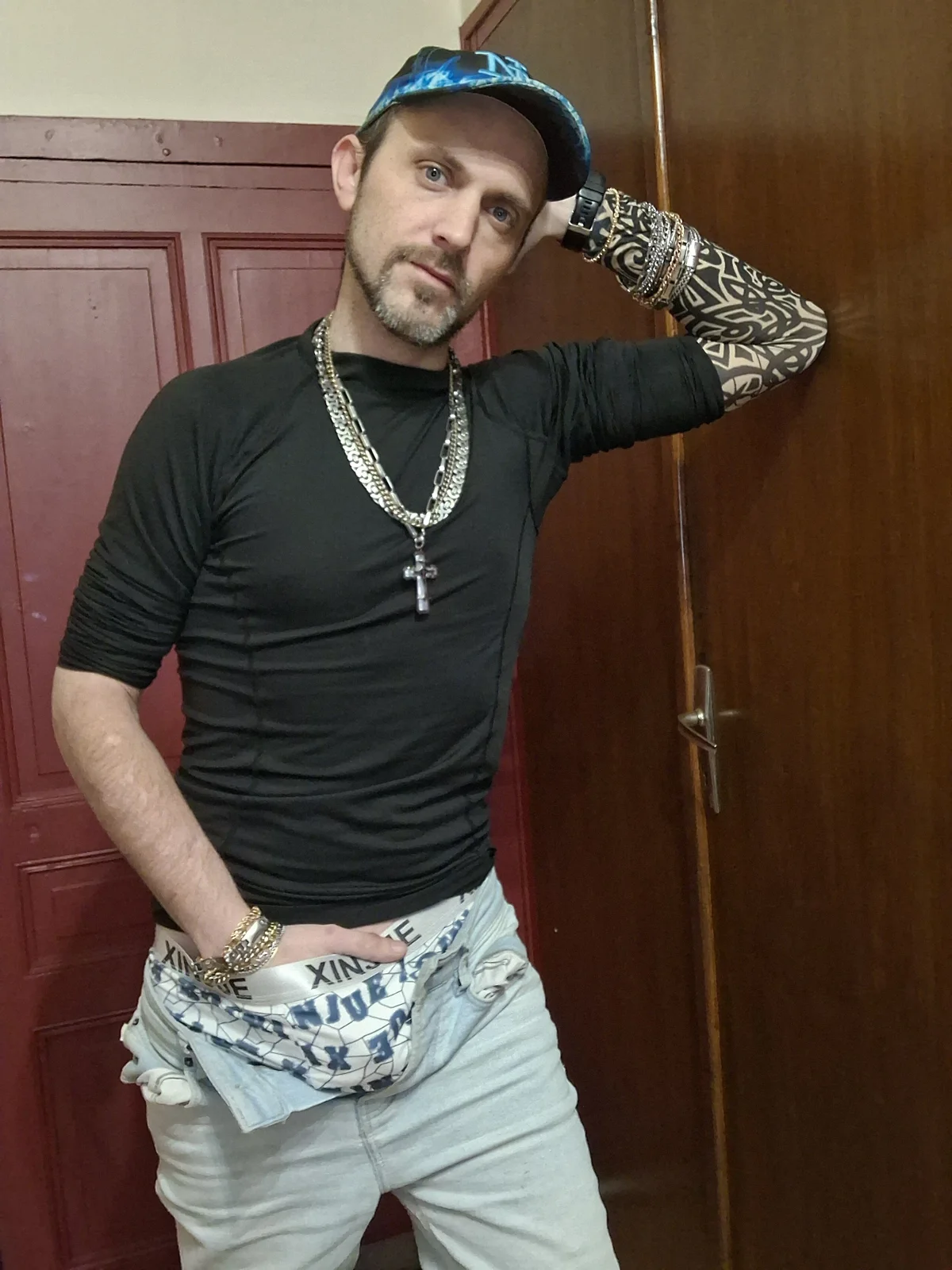 SwatRocShy  8704. kiemelt képe