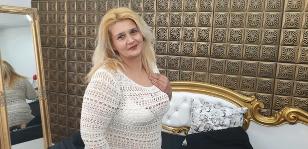 ElisaMILF Public Foto 3