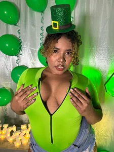 Your_big_ebony_goddness San Patrick's Day is here for u guys!!! 사진 4