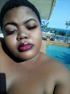 BbwEbonyQueen95 Public Pic 3