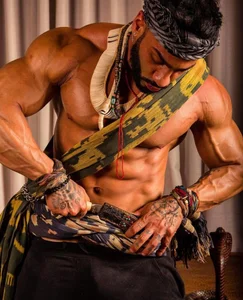 Public de henryhadesflirt  4 Imagens