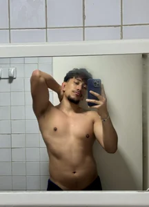 TatoKat Public  2টি ছবি