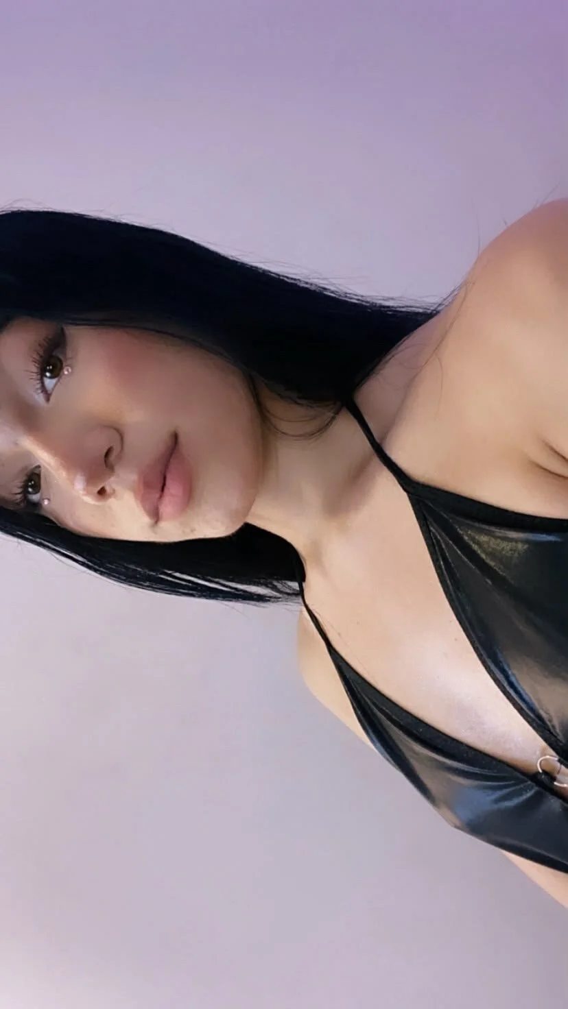 AllanaRosee Public Pic