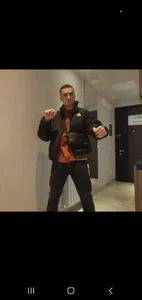 GoodGGのPublicの 4枚の写真