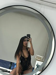 GabrielaLugo cinnamon skin Pic 4