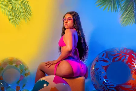 HallyBansのSummer hot and wetの 5枚の写真