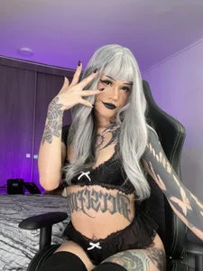 damnliciousssのᡣ𐭩 •｡ꪆৎ ˚⋅の枚の写真