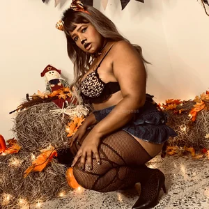 Belle_BrunetteのHappy Halloween 😈🧡🖤の枚の写真