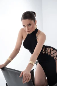 crimson_ellie0 Public Pic 5