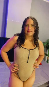 _Ashley_33 in my new room slika 4