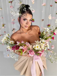 Nicolemorelli2 Do u wanna take a flower?🌸😚 Pic 4