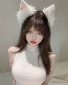 Yr_kitten_333 Public Pic 3