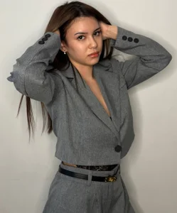 SulemaNeugin Public Pic 5