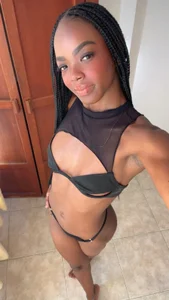 Riri_Blonde10 EBONY 🍫💖 Pic