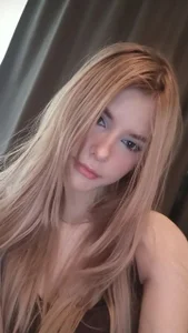 AshlyWaltemeyer Public Pic 4