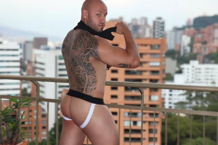 dereckgreenCOME AND SLEEP WITH ME图片 3