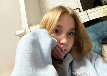 EttieDintino Public Foto 4