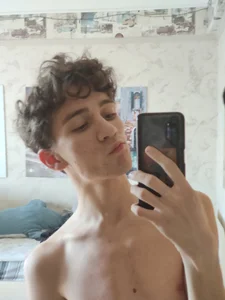 EliotMarks Kenny 0_0 Pic