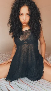 EmilyTreasurez Black dress 🖤 Poză 2