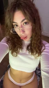 KeilaJeschon Going study 🤓👓👀 Pic 3