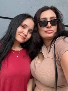 AnnmarieLamon went for a walk to the store Pic 2