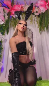 SpicySluts 🍒🐰 Poză 2