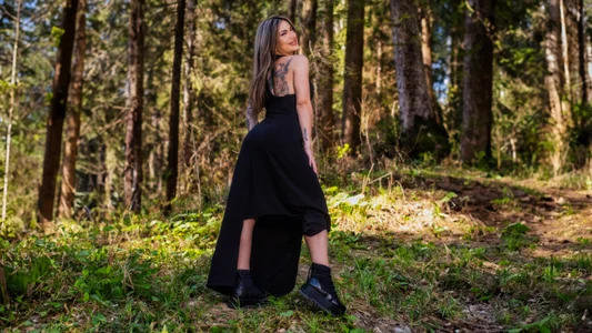 NightshadeIris Mountain💃🔥 Pic 8