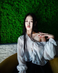 Aiko_Yumi Public  6টি ছবি