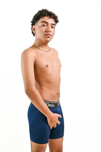 JordanParkerr Know us slika 2