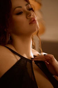 kiksee_ Public  2টি ছবি