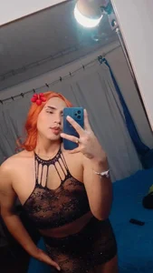 Clary_Fray_ Public slika 4