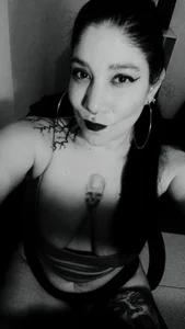 sharonnleon sharon Pic