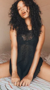 EmilyTreasurez Black dress 🖤 صورة واحدة|EmilyTreasurez Black dress 🖤 صورتان|EmilyTreasurez Black dress 🖤  صور|EmilyTreasurez Black dress 🖤  صورة