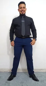 KalethBigDick kullanıcısının Black and blue suit horny albümü -  fotoğraf