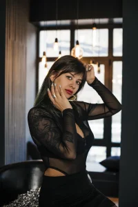 NicoleMun Black is always good Pic 3